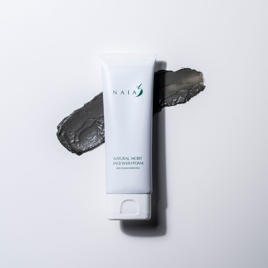 Natural Moist Face Mask Wash Foam Kiku Sumi & Sake Kasu 100g